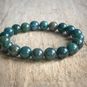 Forest Green Moss Agate Gemstone Bracelet - 10mm Beads